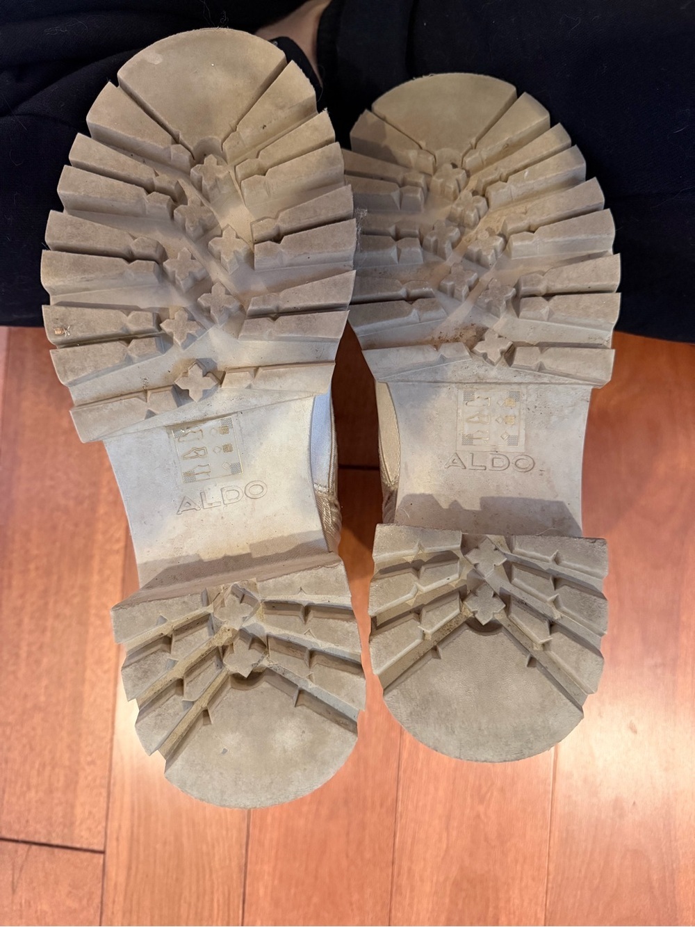 ALDO Cream Chunky Lace Up Combat Boots Size 7.5 - Picture 11 of 11